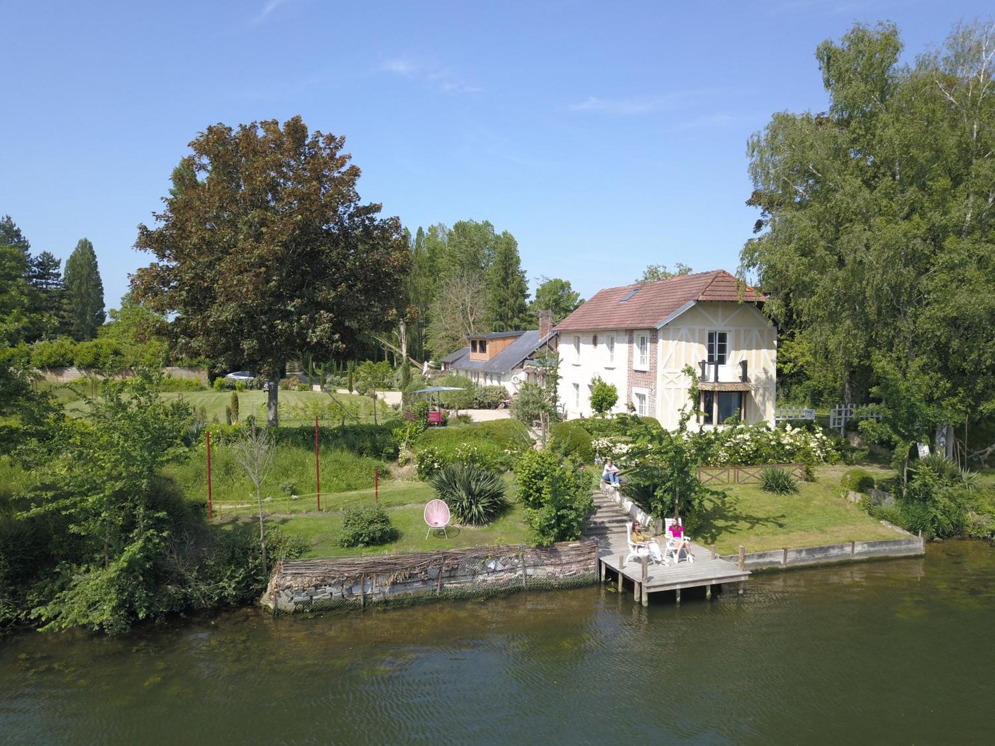 Vila Clairseine Tournedos-sur-Seine Exteriér fotografie